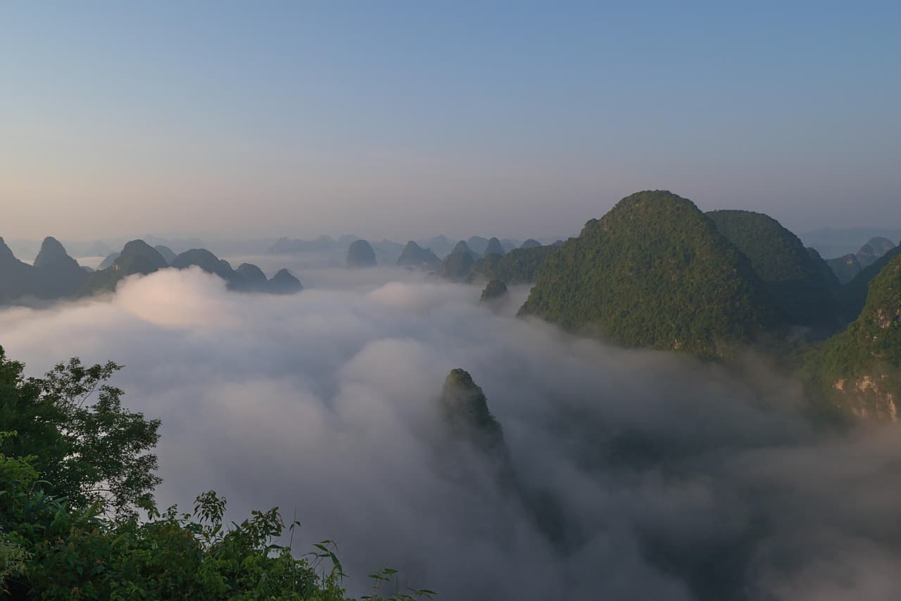 4-Day Tour of Guilin Landscapes, Yangshuo, Longji Terraces, and Ethnic Minorities